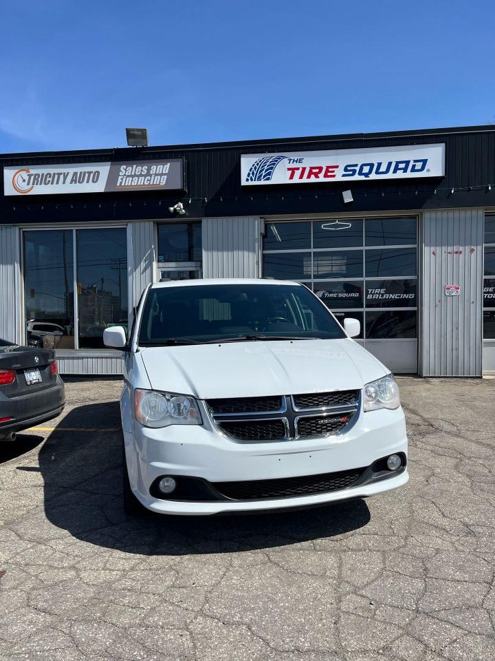 Used 2018 Dodge Grand Caravan SE 2018 Dodge Grand Caravan SXT Premium Plus 2WD - 93,500 KM for sale in Waterloo, ON