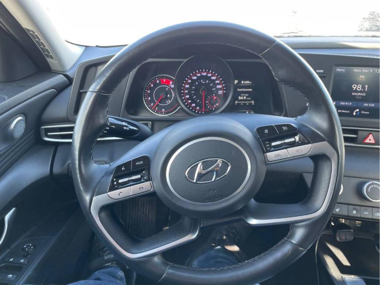 2021 Hyundai Elantra SEL - Photo #8