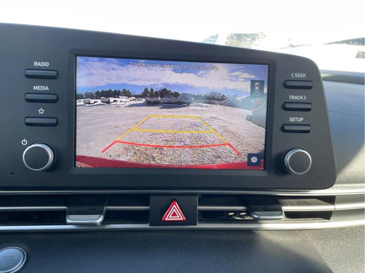 2021 Hyundai Elantra SEL - Photo #11