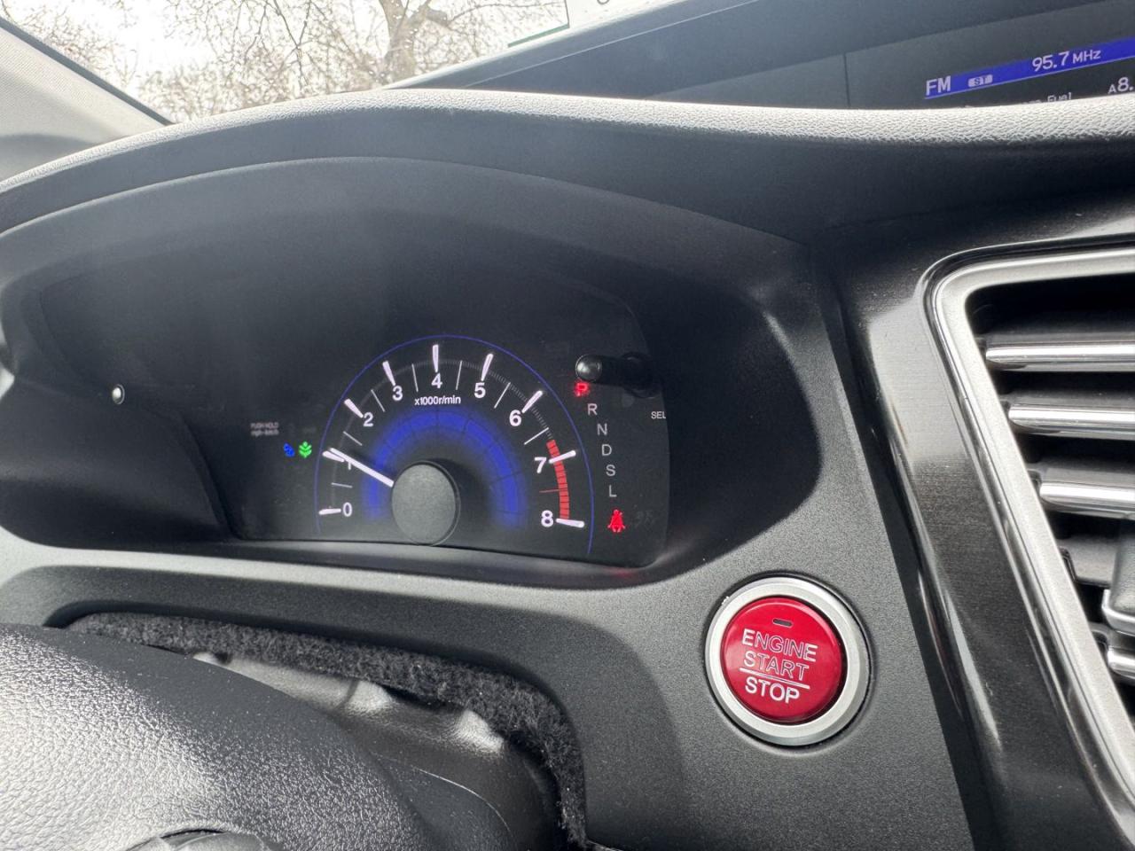 2015 Honda Civic LX Sedan CVT - Photo #10