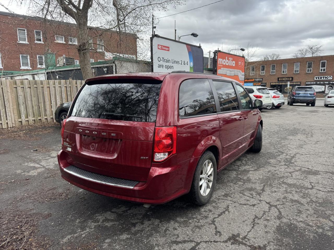 2014 Dodge Grand Caravan SE - Photo #3
