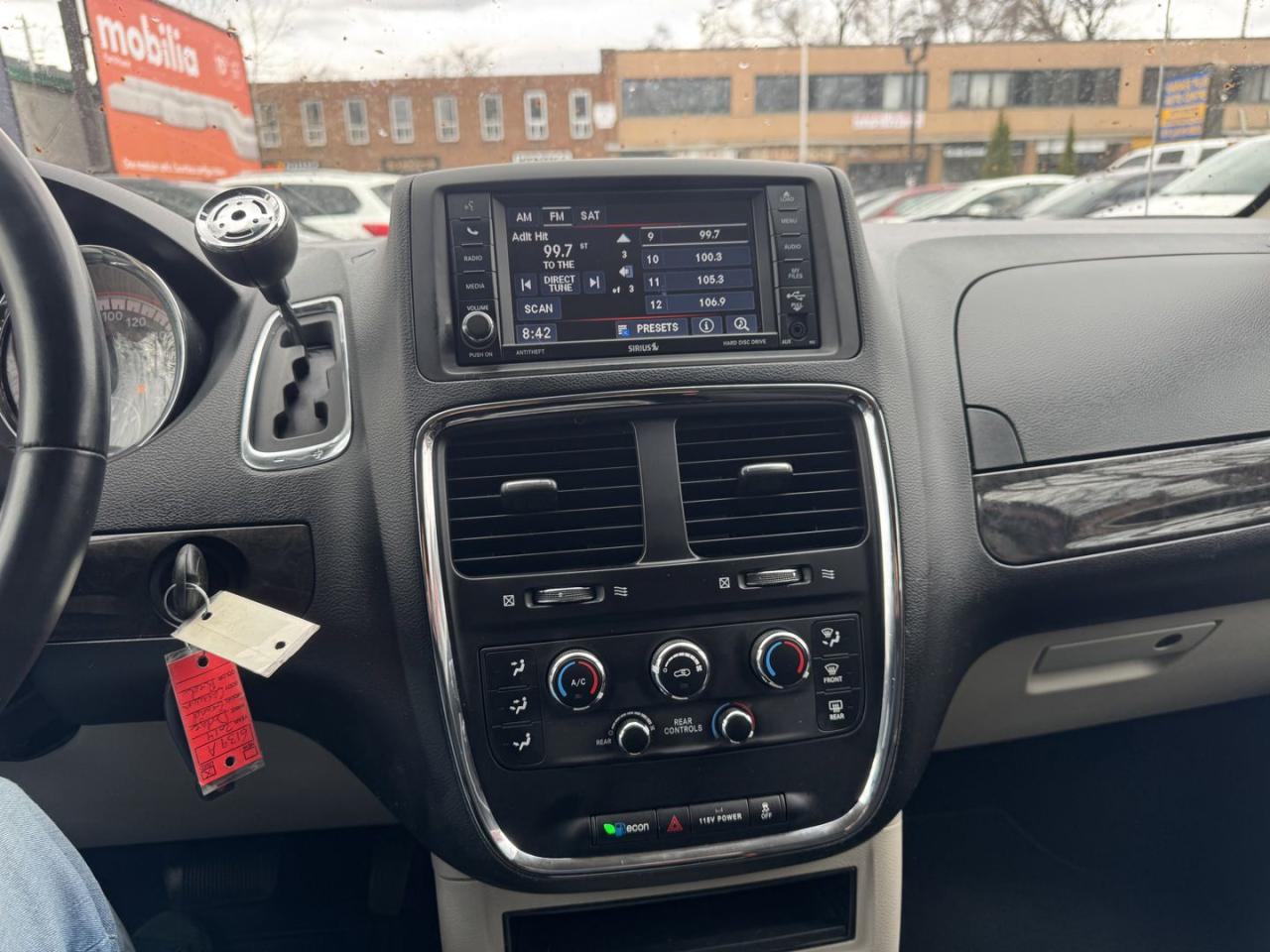 2014 Dodge Grand Caravan SE - Photo #7