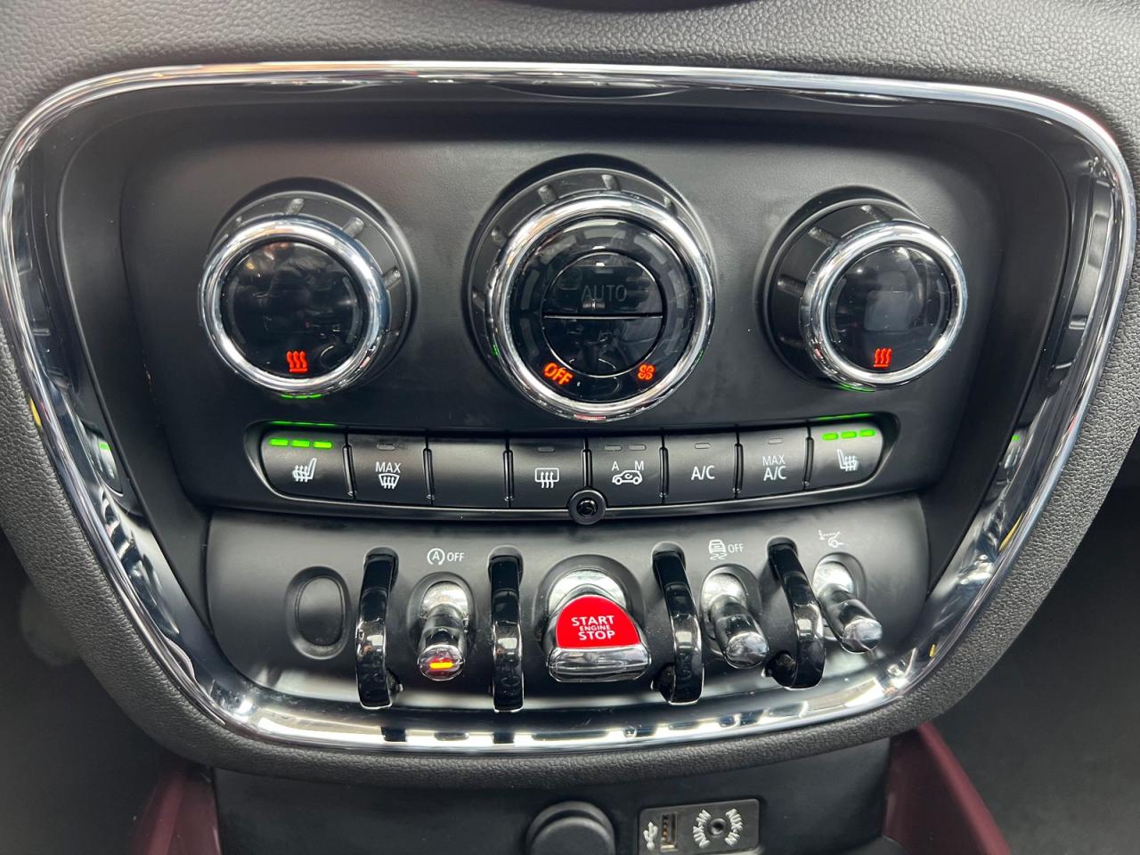 2016 MINI Cooper Clubman S - Photo #26