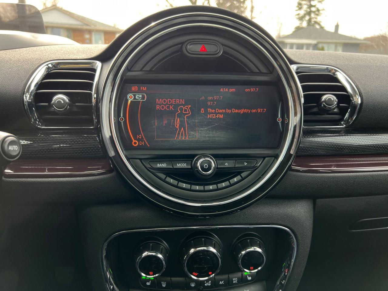 2016 MINI Cooper Clubman S - Photo #31