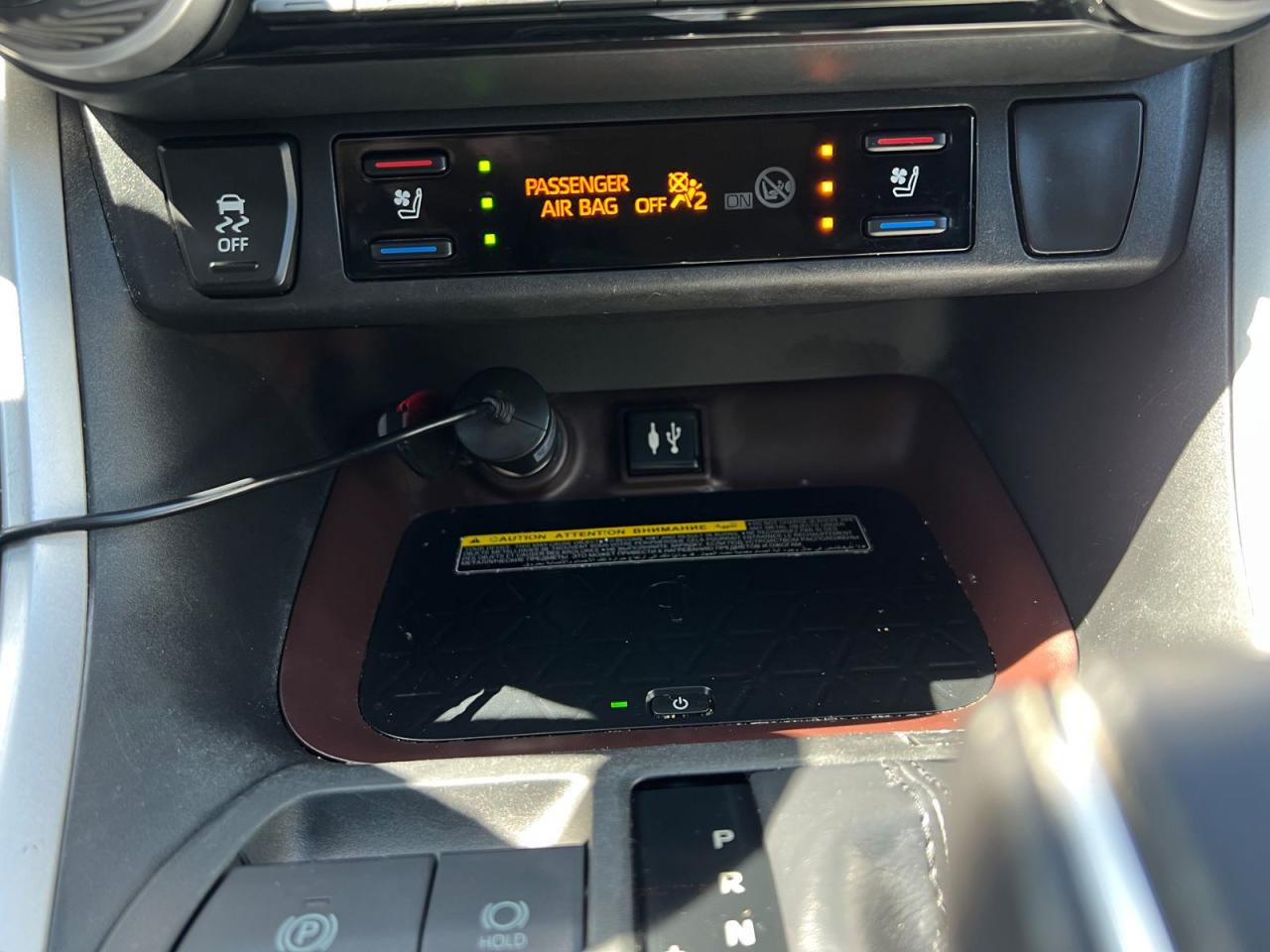 2019 Toyota RAV4 Hybrid Limited - Photo #29