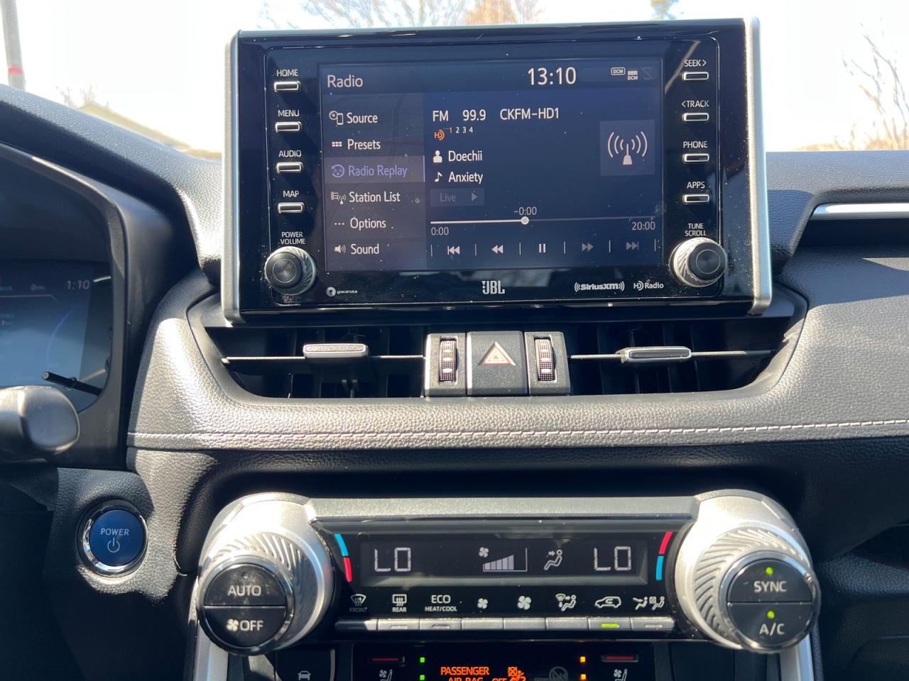 2019 Toyota RAV4 Hybrid Limited - Photo #31