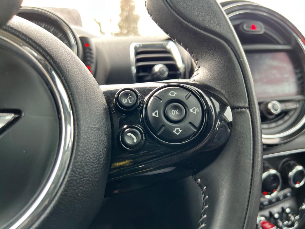 2016 MINI Cooper Clubman S - Photo #24