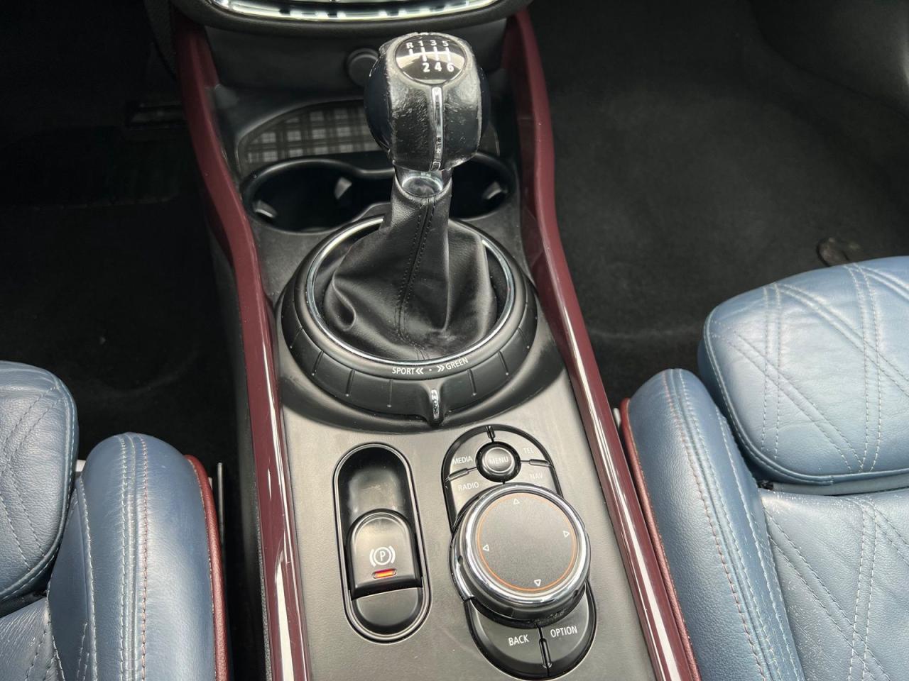 2016 MINI Cooper Clubman S - Photo #27