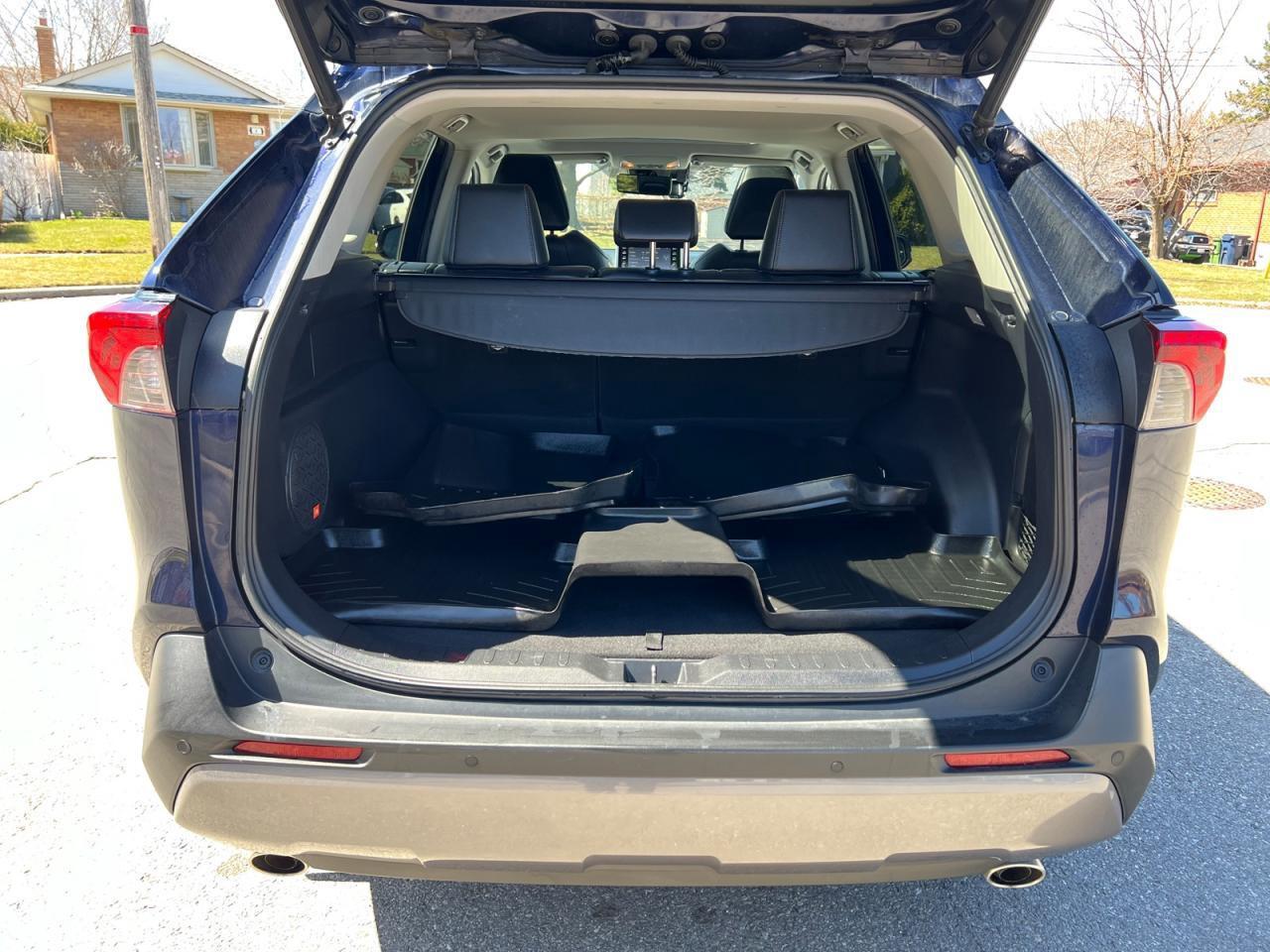 2019 Toyota RAV4 AWD Hybrid Limited Photo