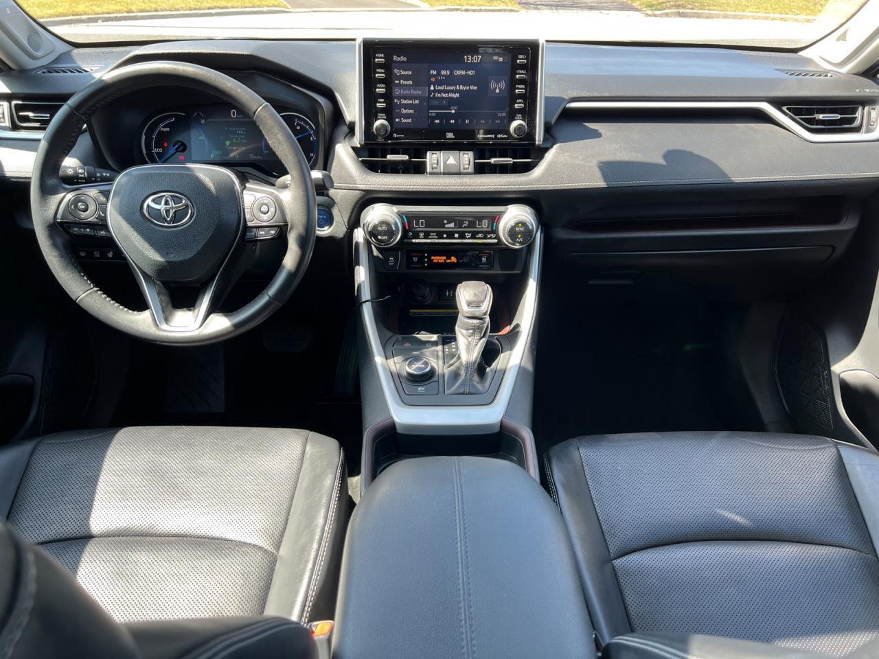 2019 Toyota RAV4 AWD Hybrid Limited Photo