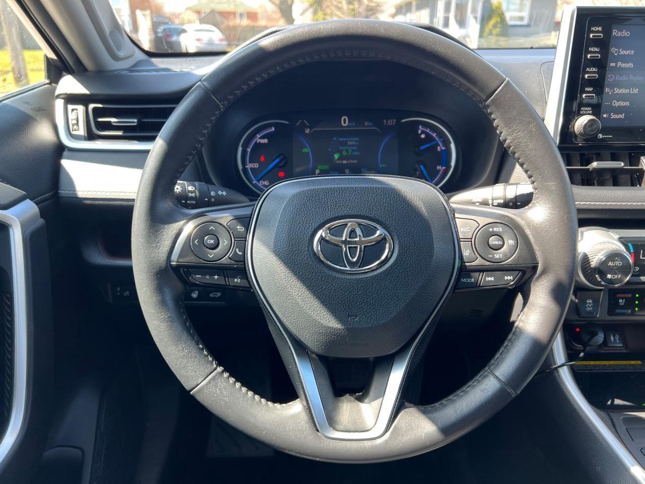 2019 Toyota RAV4 AWD Hybrid Limited Photo