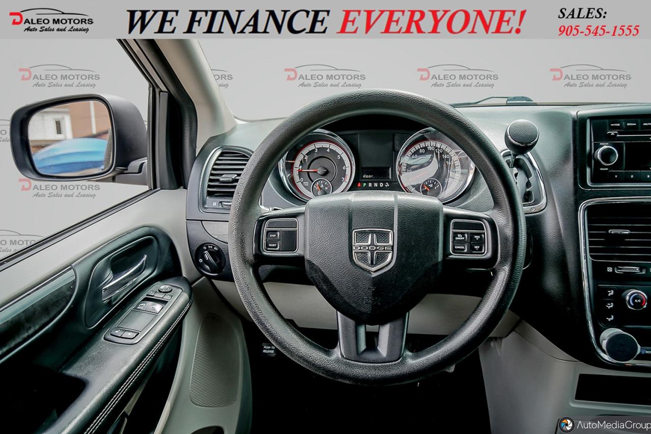 2016 Dodge Grand Caravan Canada Value Package / 7 PASS / WOOD TRIM Photo43