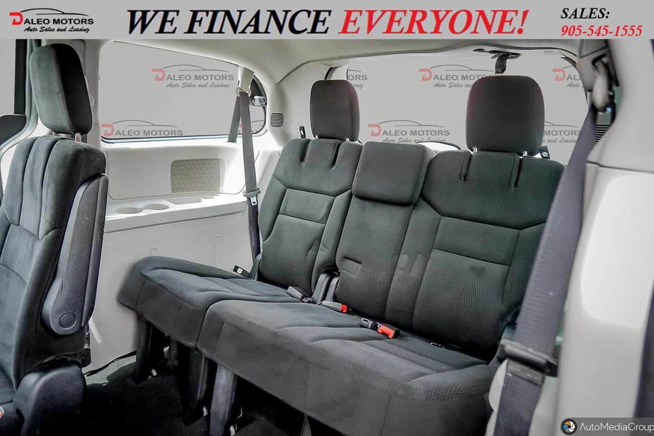 2016 Dodge Grand Caravan Canada Value Package / 7 PASS / WOOD TRIM Photo14