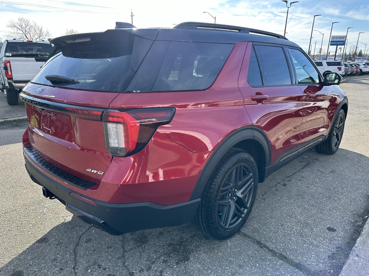 2025 Ford Explorer ST LINE/COMPANY DEMO/MOONROOF LOADED Photo