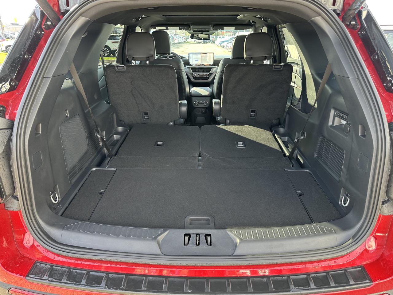 2025 Ford Explorer ST LINE/COMPANY DEMO/MOONROOF LOADED Photo