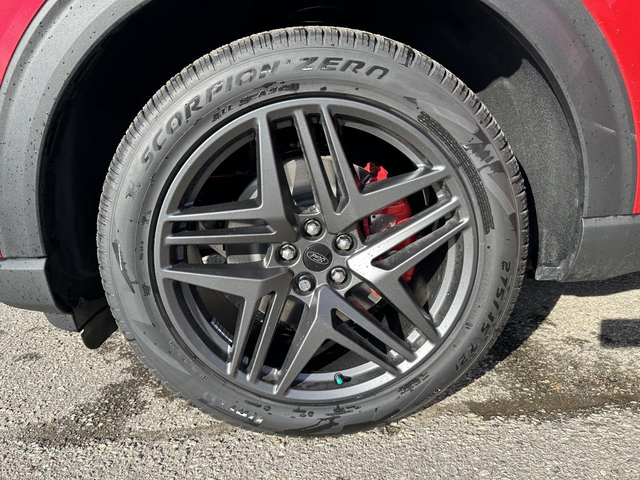 2025 Ford Explorer ST LINE | DEMO | Photo