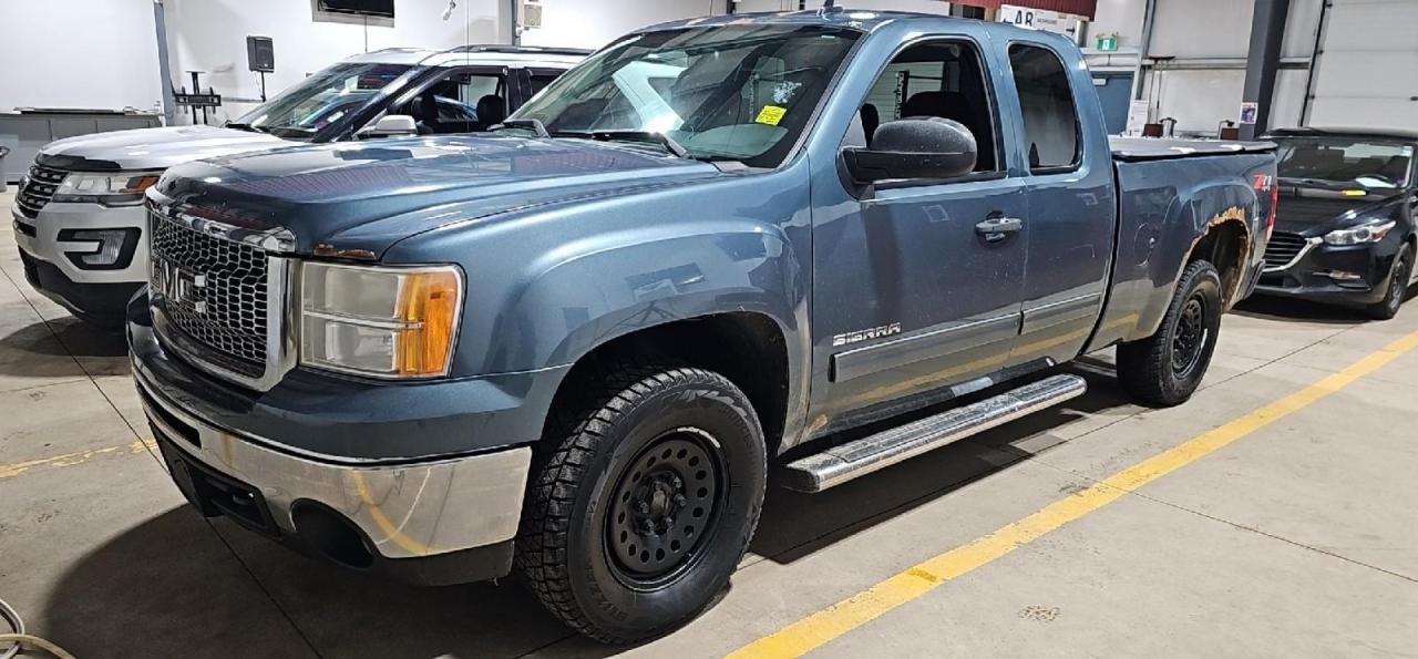 Used 2010 GMC Sierra 1500 4WD Ext Cab 143.5