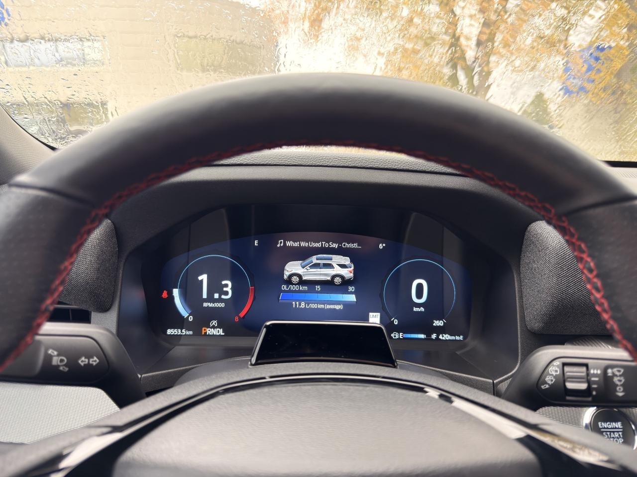 2025 Ford Explorer ST-Line Photo