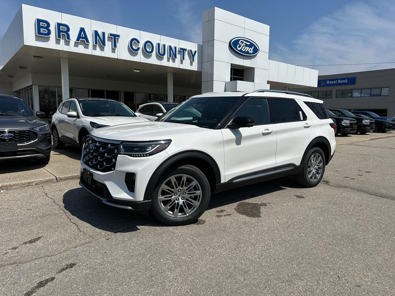 Used 2025 Ford Explorer PLATINUM | 2.3 L  ECOBOOST | for sale in Brantford, ON