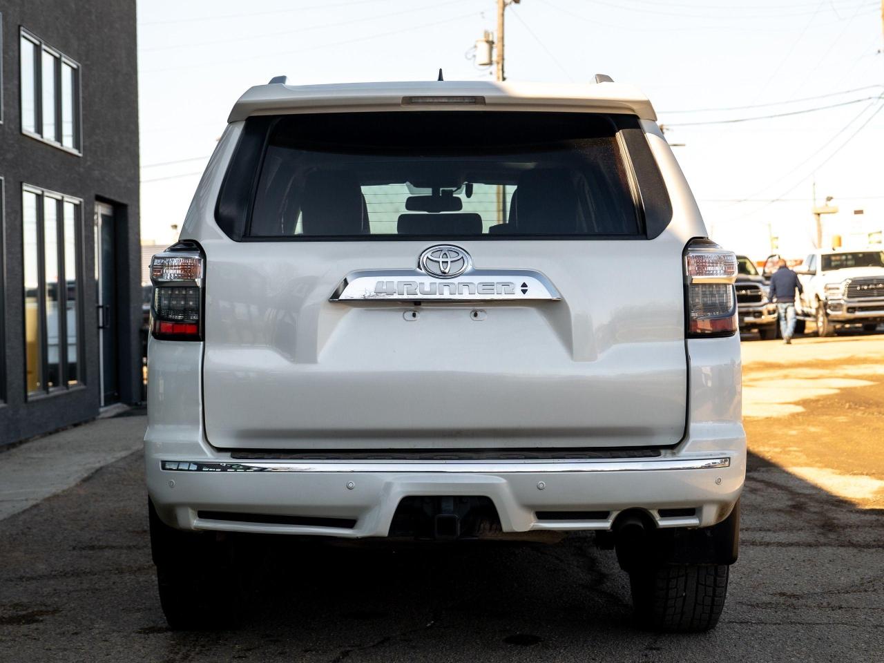 2018 Toyota 4Runner LIMITED 4WD V6 Photo29