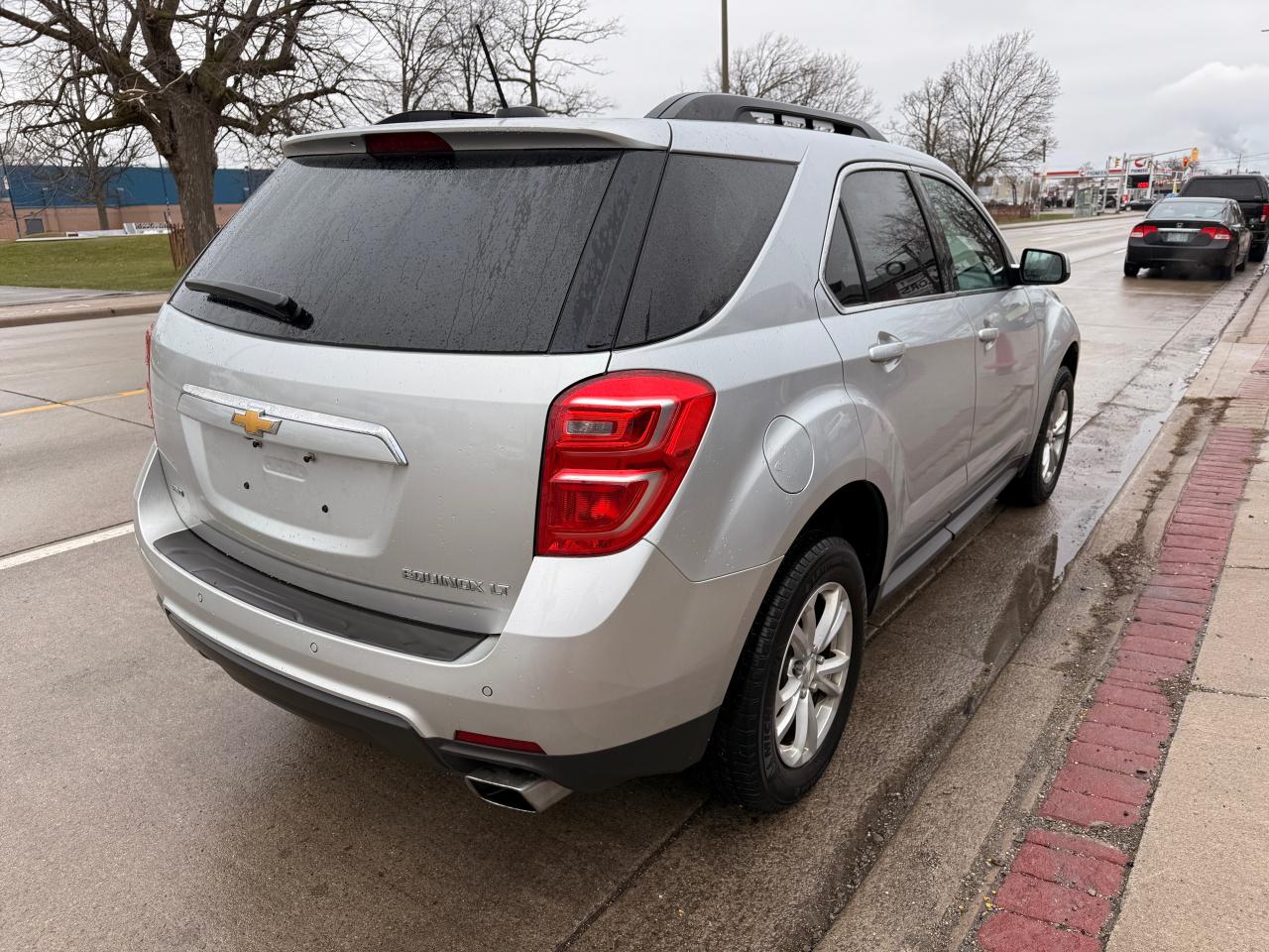 2016 Chevrolet Equinox AWD 4DR LT - Photo #8
