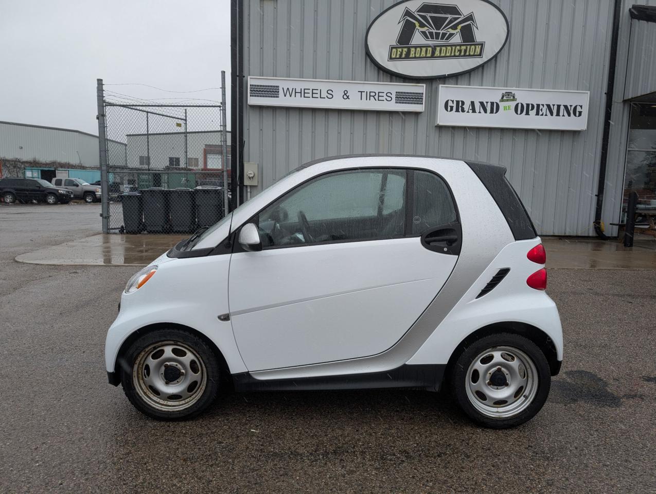 2015 Smart fortwo  - Photo #2