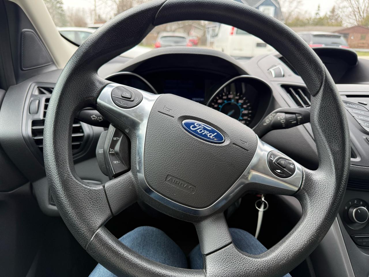 2015 Ford Escape SE - Photo #10