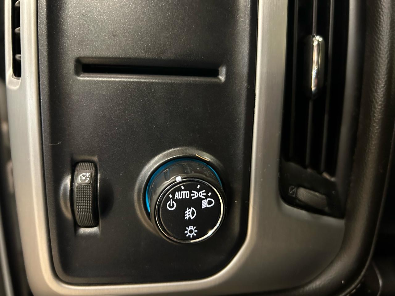 2018 GMC Sierra 1500 SLE - Photo #11