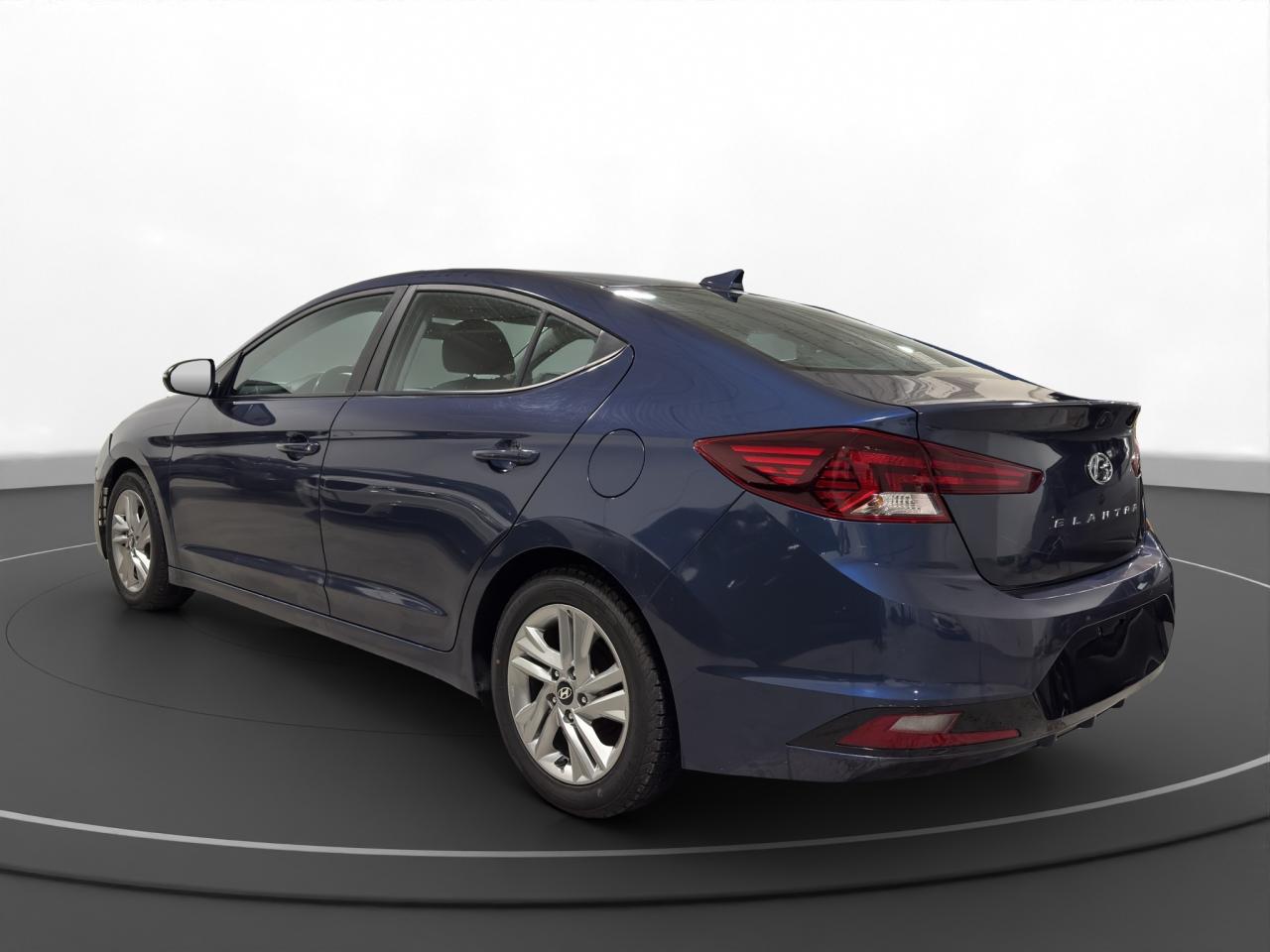 2019 Hyundai Elantra Limited - Photo #7