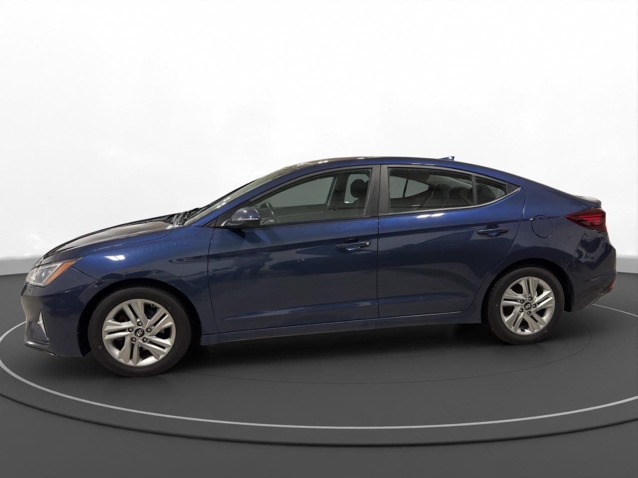 2019 Hyundai Elantra Limited - Photo #4
