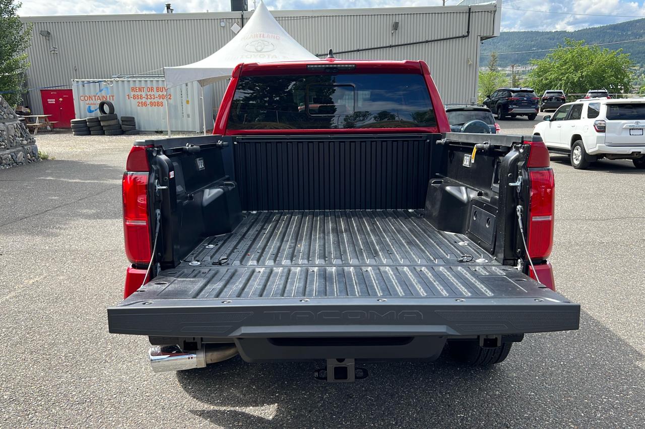 2025 Toyota Tacoma HV Double Cab Limited Photo