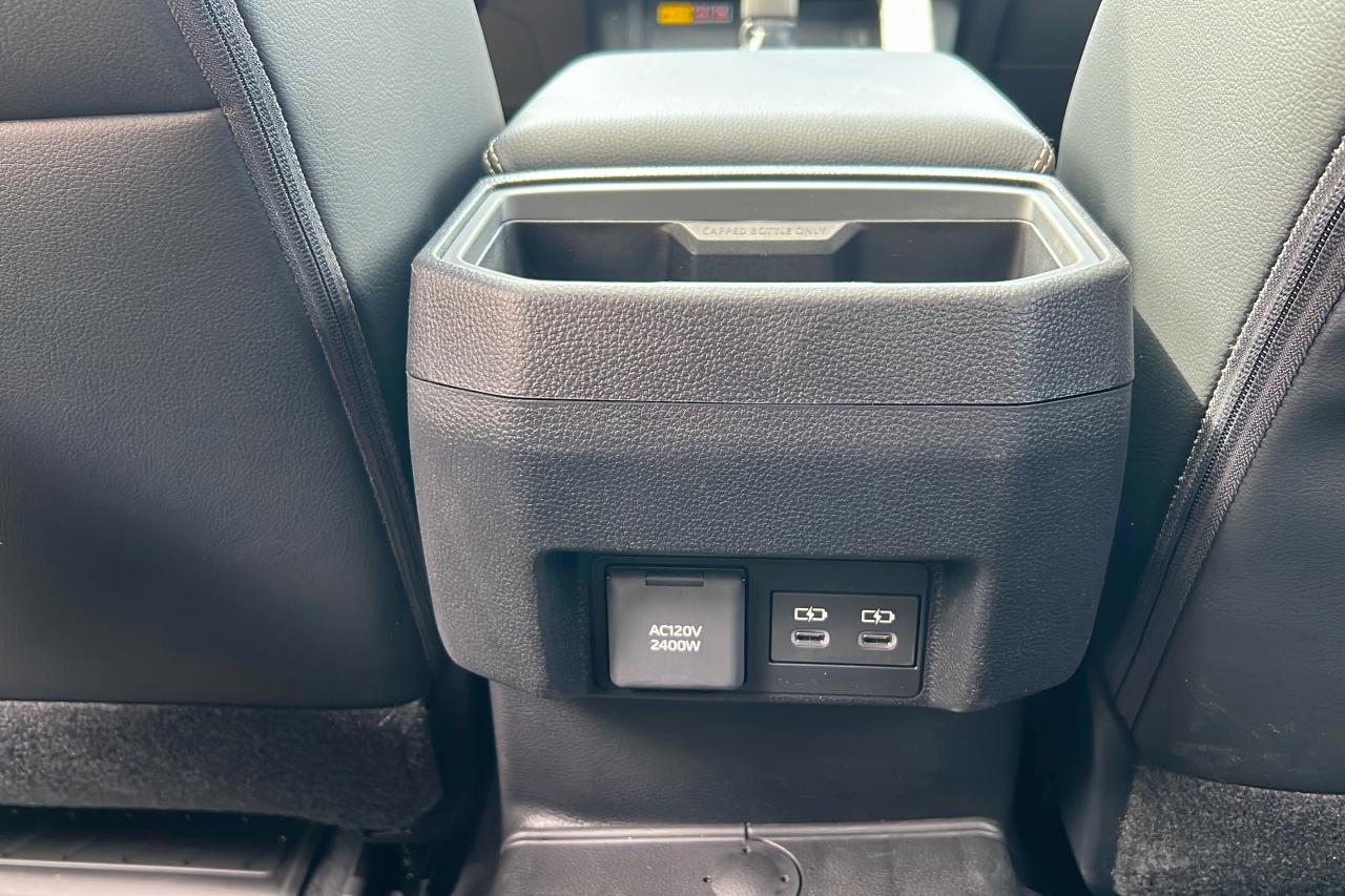 2025 Toyota Tacoma HV Double Cab Limited Photo