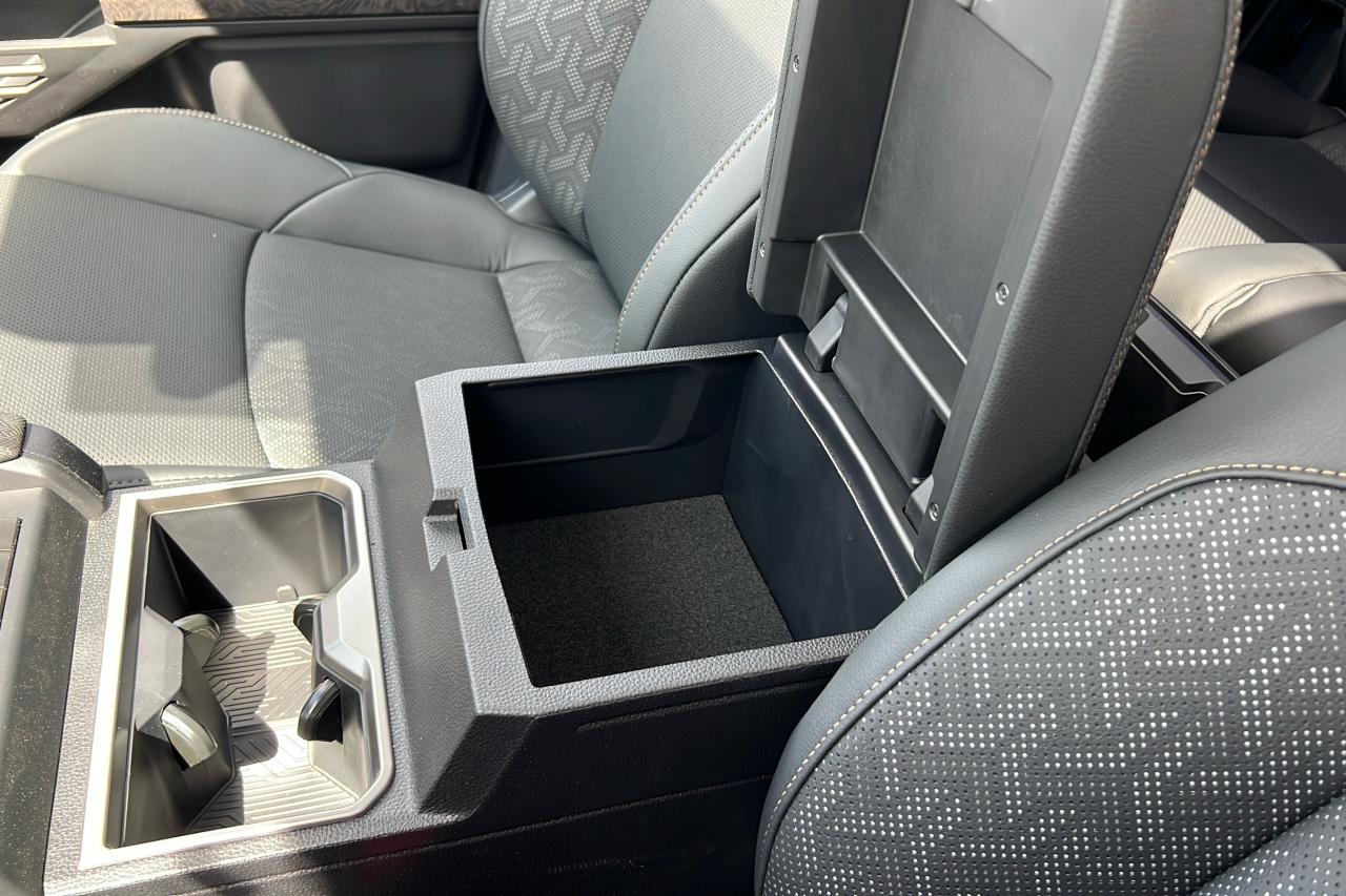 2025 Toyota Tacoma HV Double Cab Limited Photo