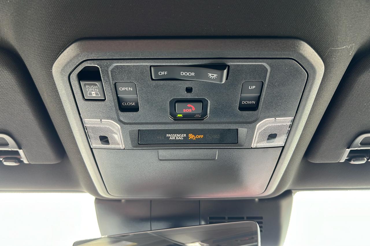 2025 Toyota Tacoma HV Double Cab Limited Photo