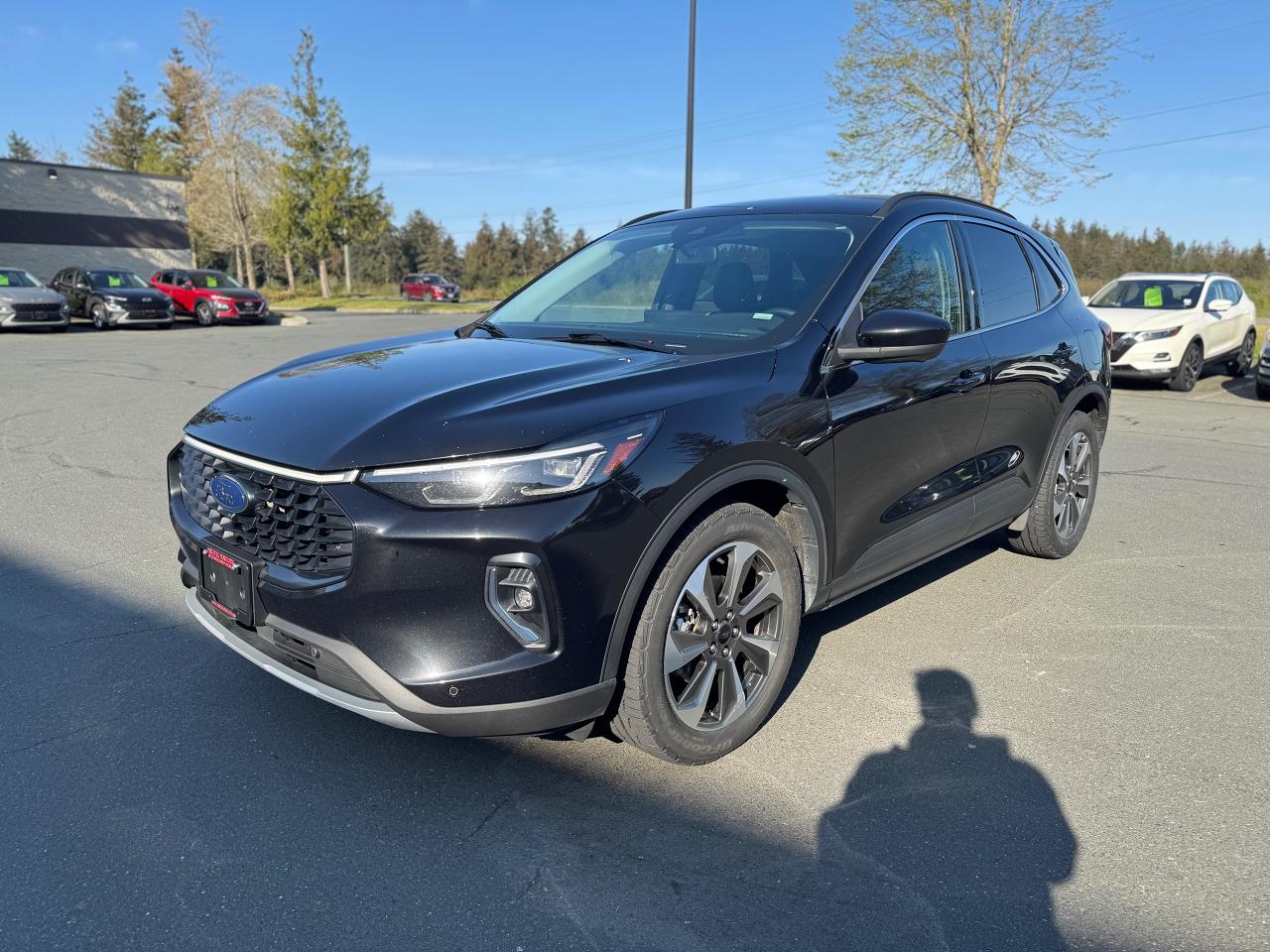 Used 2023 Ford Escape Platinum for sale in Campbell River, BC