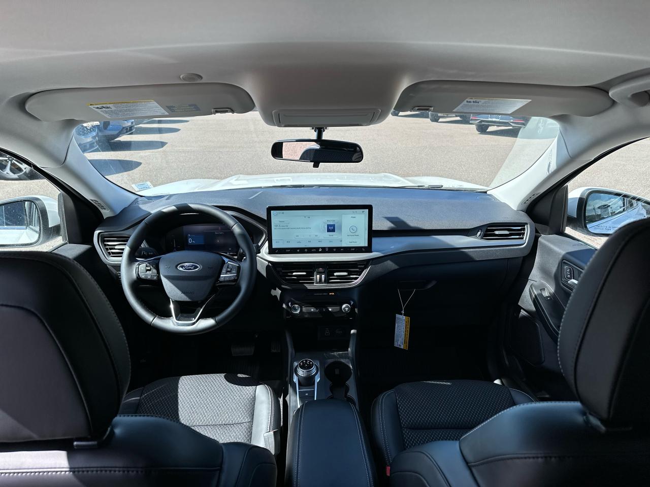 2025 Ford Escape PHEV FWD Photo5