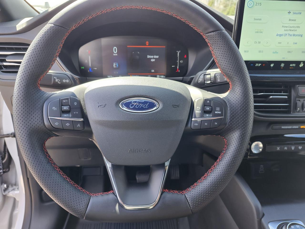 2025 Ford Escape ST-Line AWD Photo5