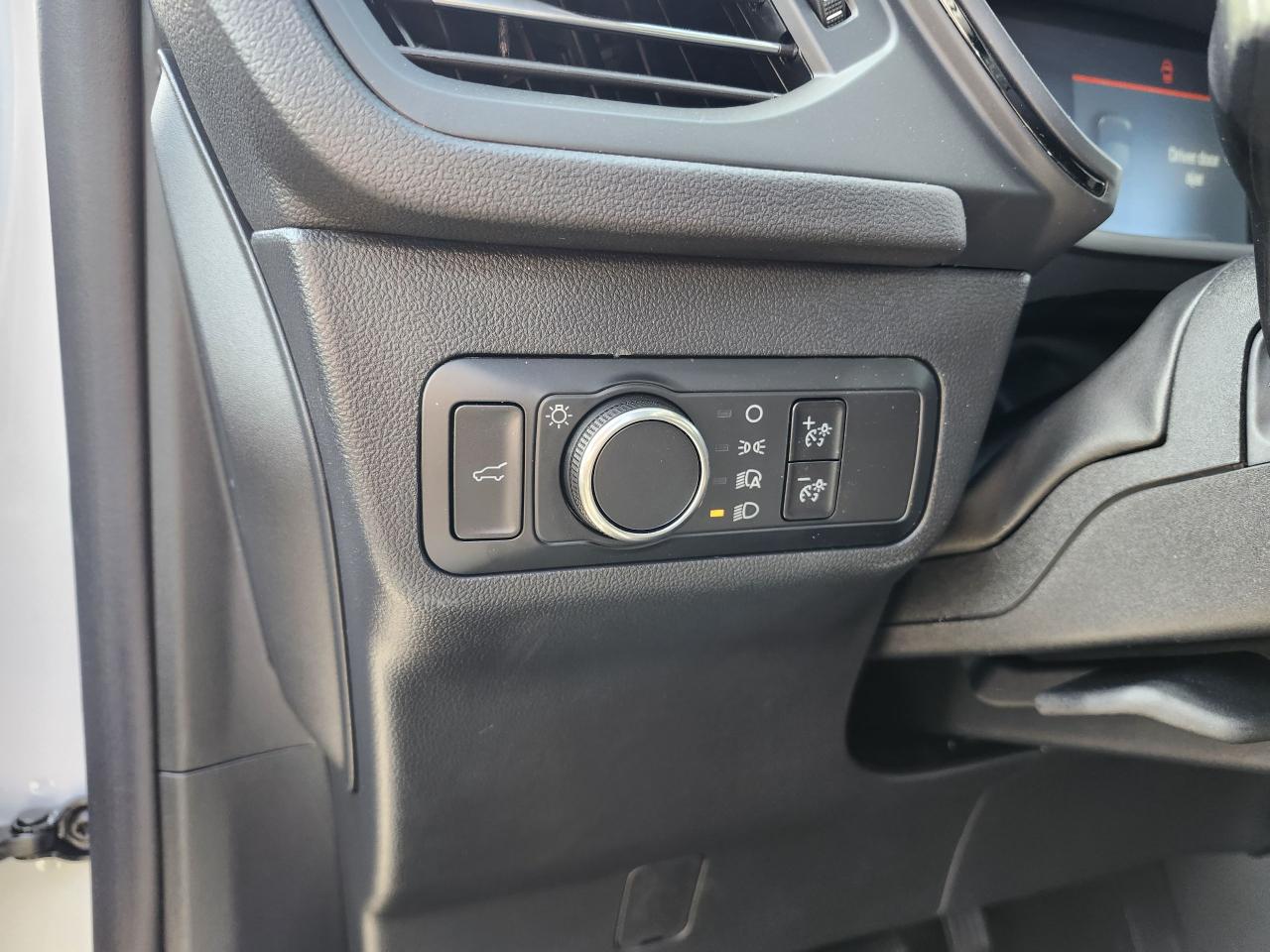 2025 Ford Escape ST-Line AWD Photo5