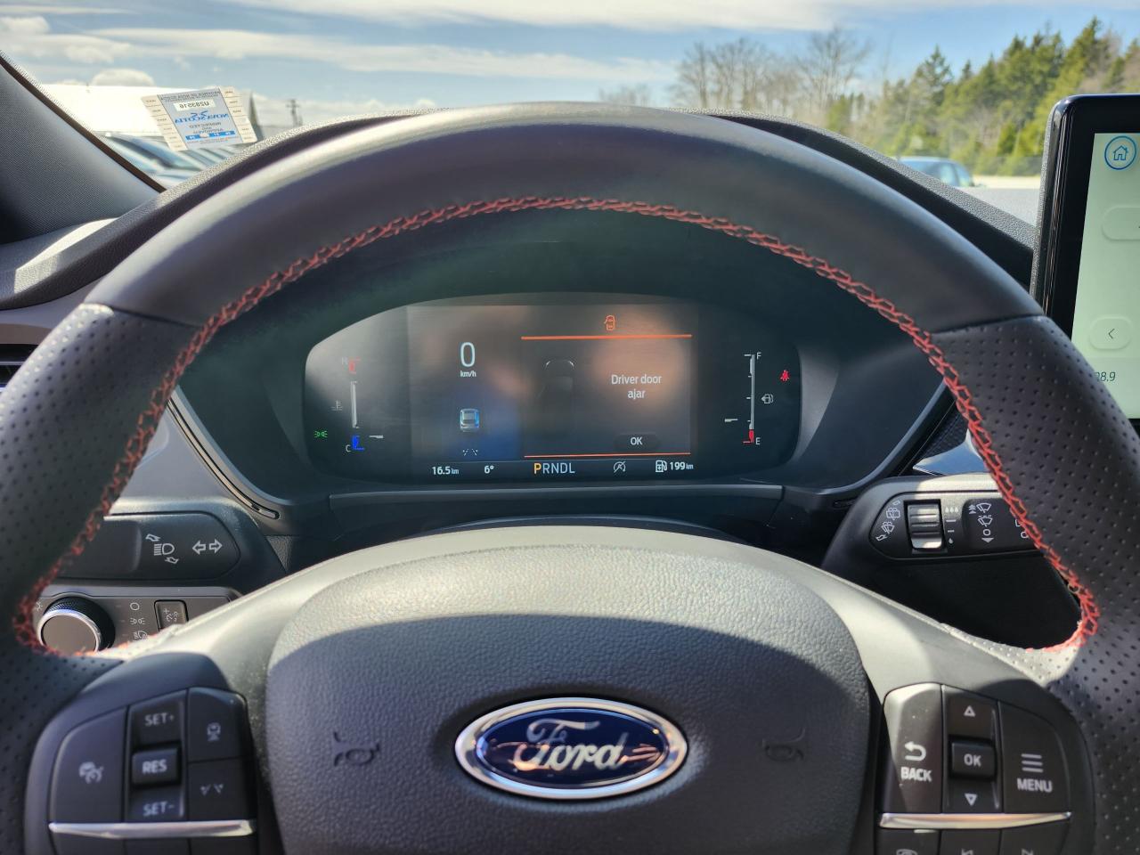 2025 Ford Escape ST-Line AWD Photo5