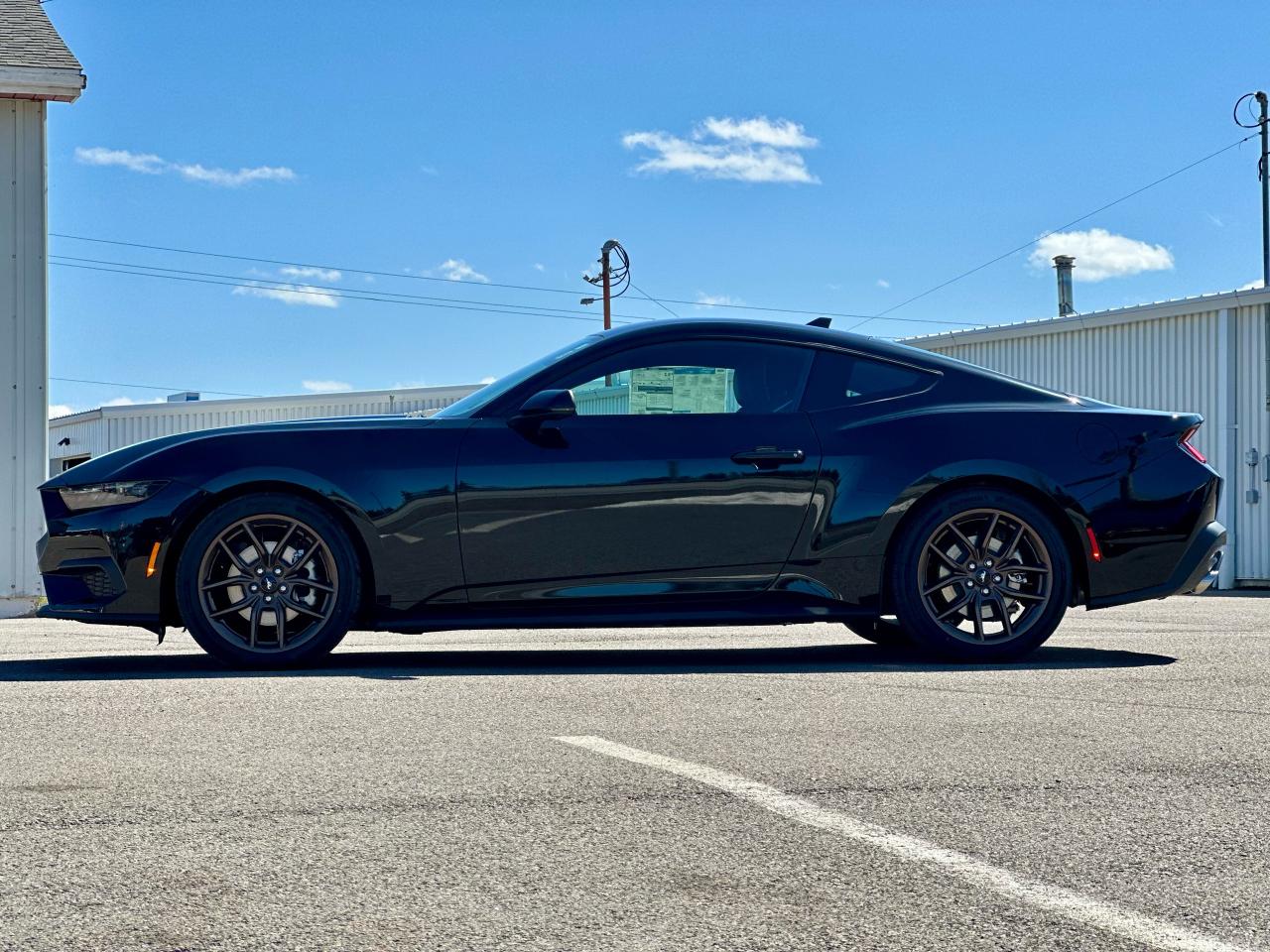 2025 Ford Mustang EcoBoost Premium Fastback Photo3