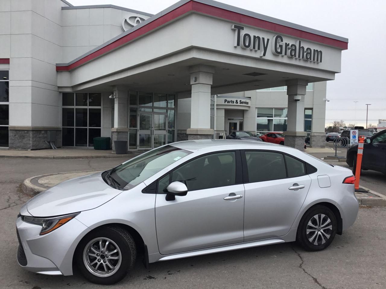 Used 2022 Toyota Corolla Hybrid w/Li Battery for sale in Ottawa, ON