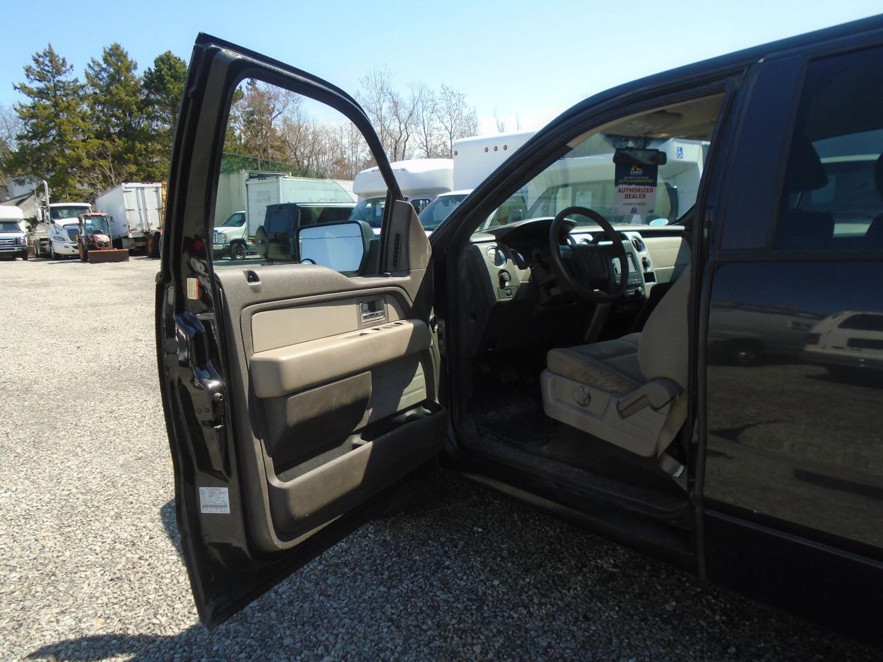 2010 Ford F-150 4WD SuperCab 145  XLT - Photo #9
