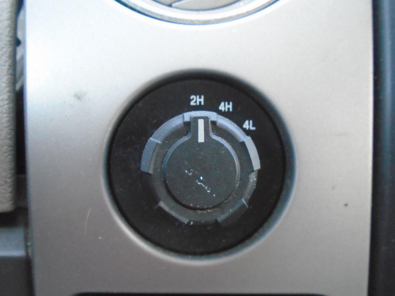 2010 Ford F-150 4WD SuperCab 145  XLT - Photo #18