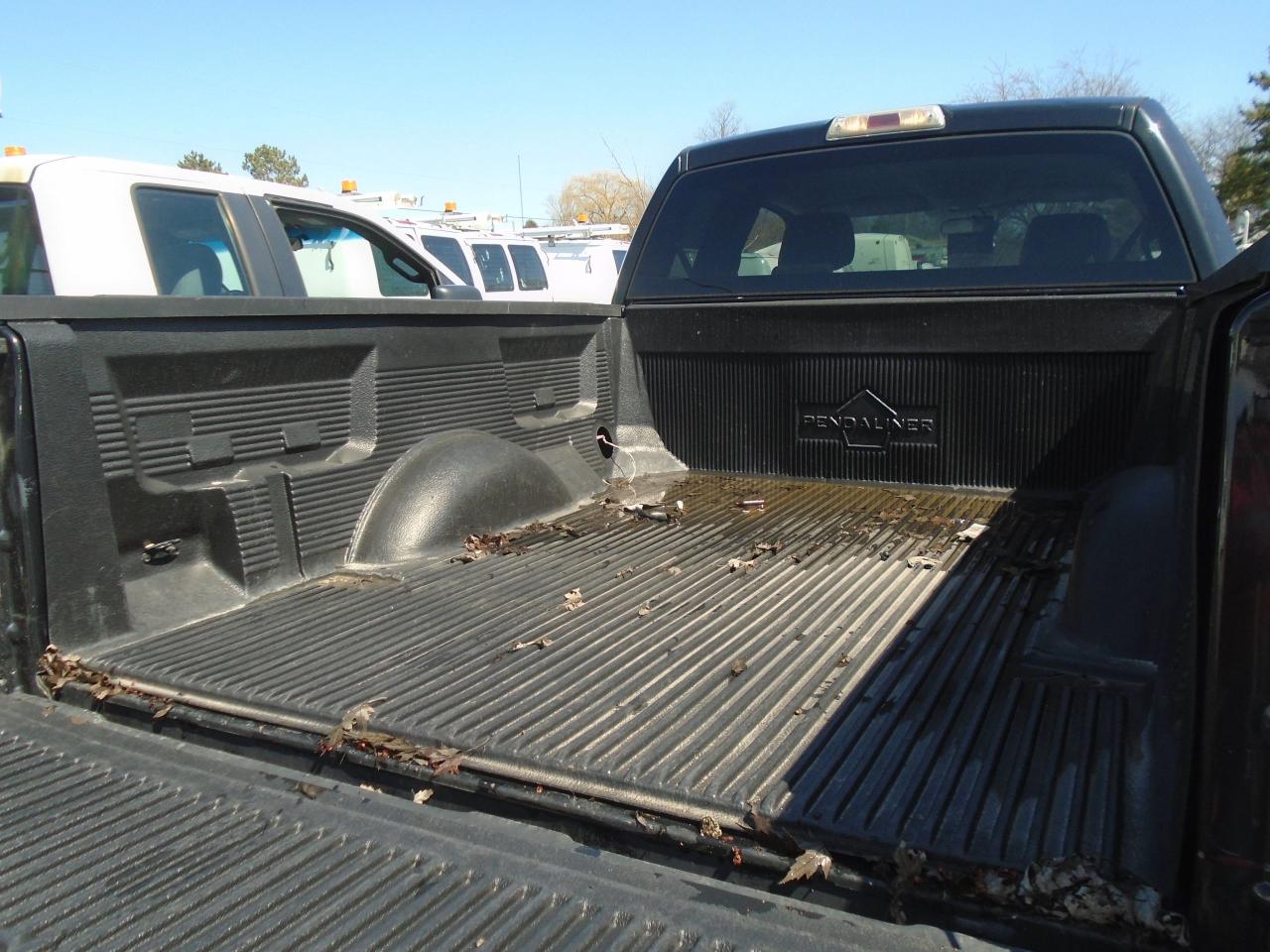 2010 Ford F-150 4WD SuperCab 145  XLT - Photo #25