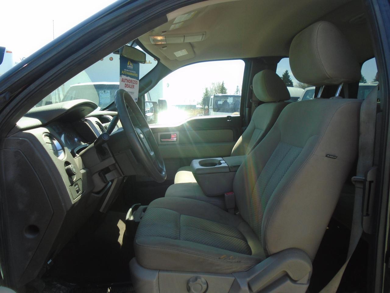 2010 Ford F-150 4WD SuperCab 145  XLT - Photo #11