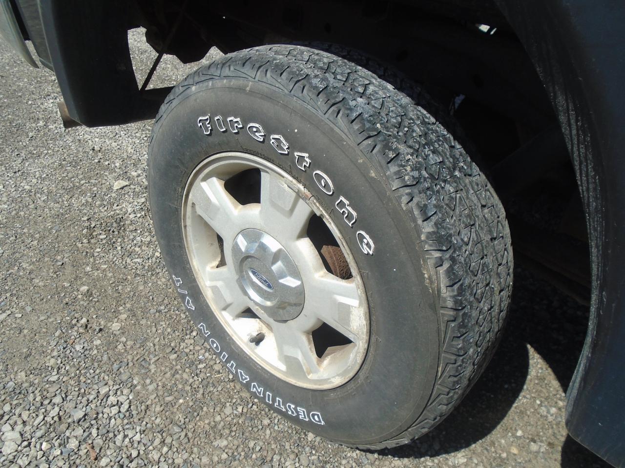 2010 Ford F-150 4WD SuperCab 145  XLT - Photo #31