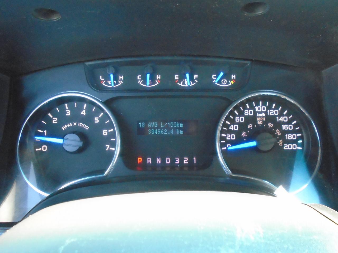 2013 Ford F-150 4WD SuperCab 145  XL - Photo #13