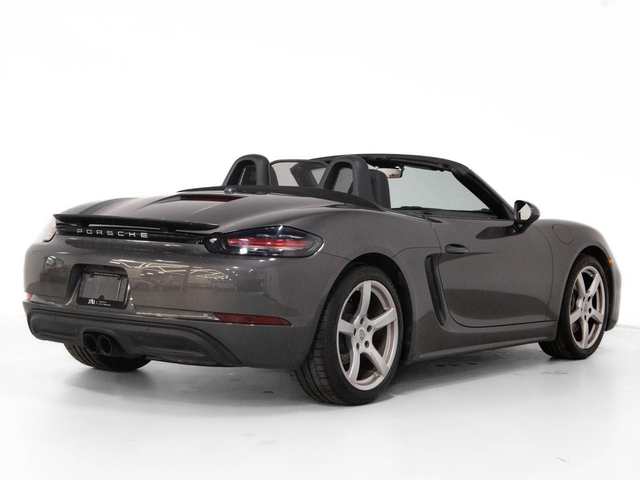 2017 Porsche Boxster 718 ROADSTER | 19" WHEELS | NAV Photo4