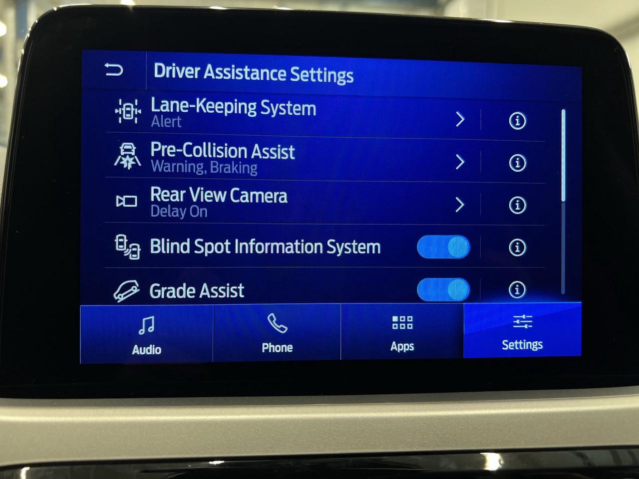 2022 Ford Escape PLUG-IN HYBRID | ONLY 8500KMS!! | HTD SEATS Photo