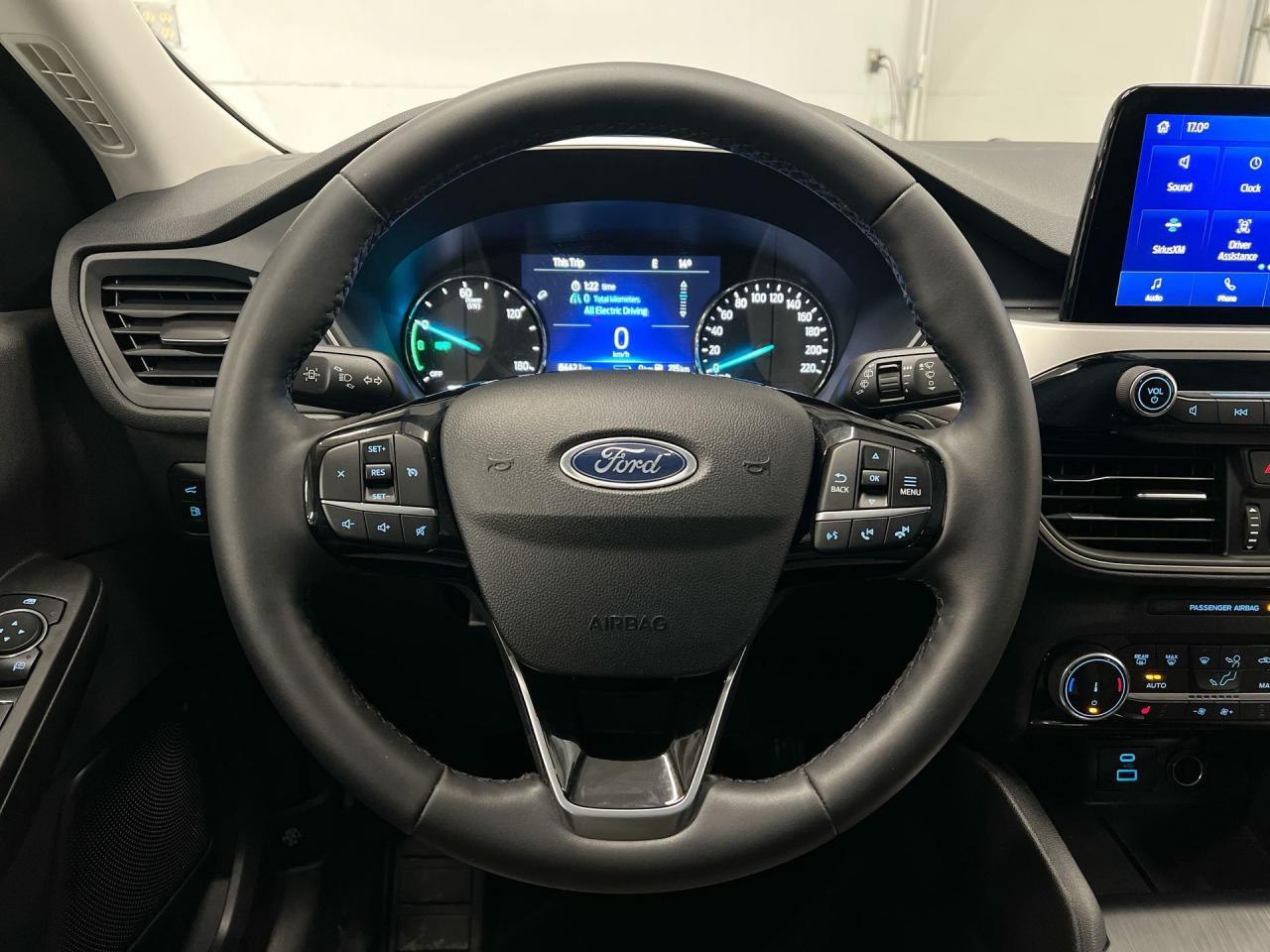 2022 Ford Escape PLUG-IN HYBRID | ONLY 8500KMS!! | HTD SEATS Photo